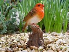 Tweeting Robin Garden Ornament