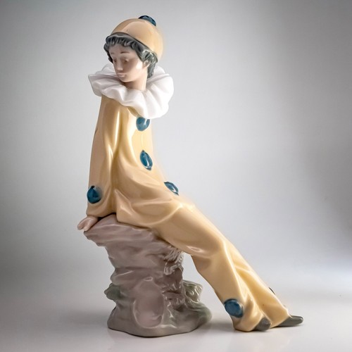 Nao lladro pierrot clown - lladro,