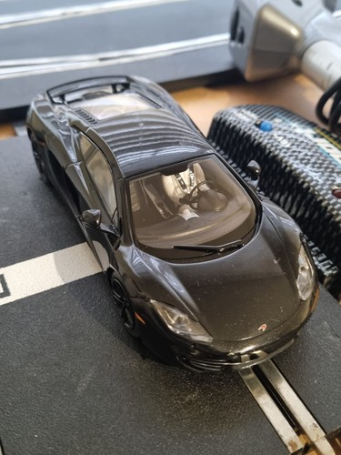 Scalextric jenson button ltd - jenson,