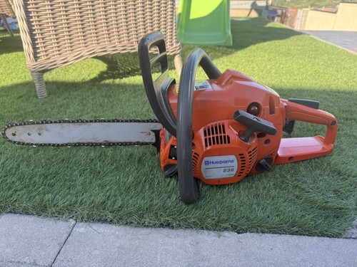 Husqvarna 236 petrol chainsaw - 236,