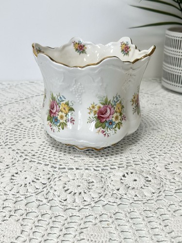 English fine bone china - english, lady