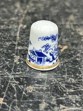 Vintage Royal Worcester Thimble in Cannon Ball Historic Pattern Ref BC 