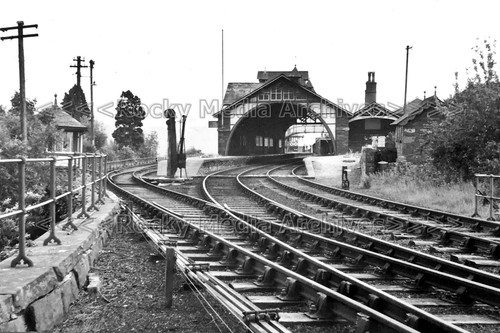 Azt railway station - station, &