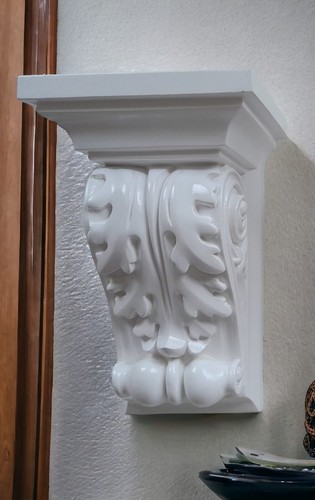 White plaster corbel oak - white,