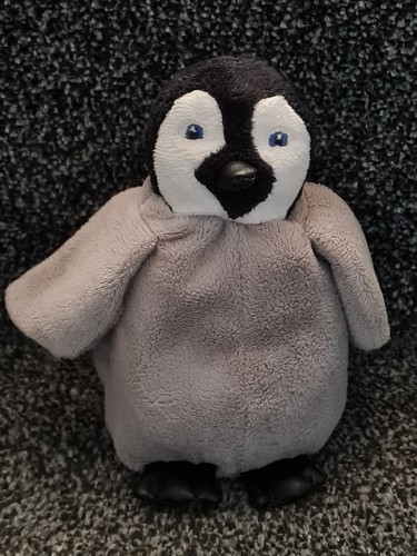Happy feet penguin - feet, in