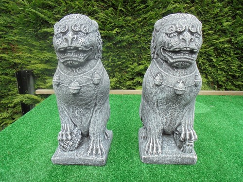 Pair left and right foo - of,