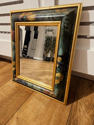 Stunning vintage wall mirror - stunning,