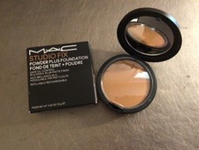 MAC Studio Fix Powder Plus Foundation 24HR Oil Control NC45