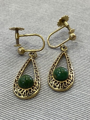 Vintage natural jade - drop, 9ct