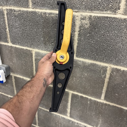 Rhino safeclamp roof ladder - rhino,