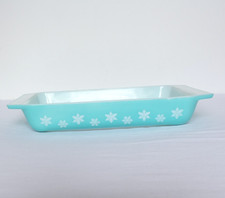 Vintage JAJ Pyrex Turquoise