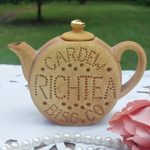 Paul cardew design rich tea - design,