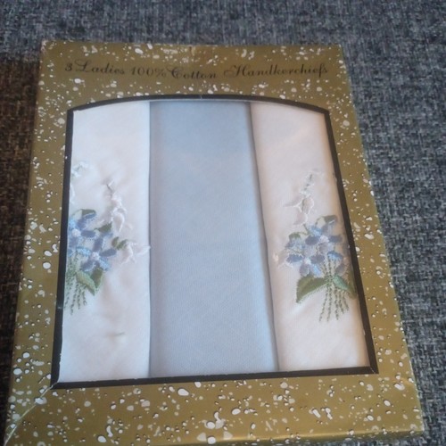 Vintage boxed ladies white - boxed, 2