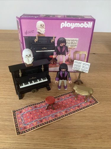 Pink boxed playmobil - pink,