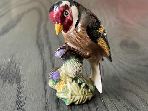Beswick garden bird - garden, figure