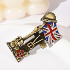 Lest We Forget Veteran Solider Red Poppies Flower Boots Helmet Pin Badge