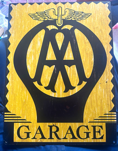 Reproduction metal garage - reproduction, aa
