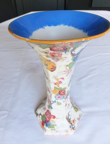 Crown ducal floral trumpet - crown,
