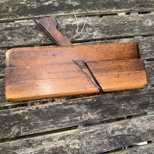 VINTAGE WOOD MOULDING PLANE