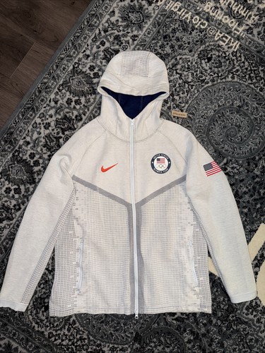 Nike mens sportswear - nike,