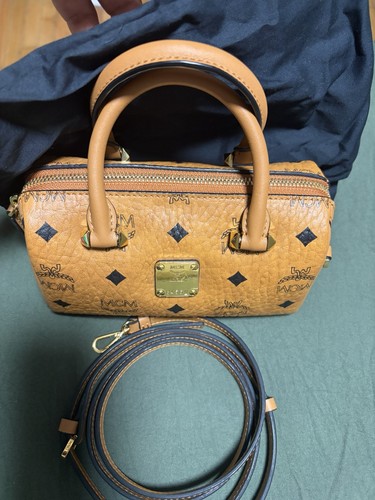 0096 authentic mcm boston - mcm,