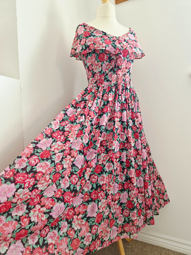 Vtg laura ashley black pink - vtg,