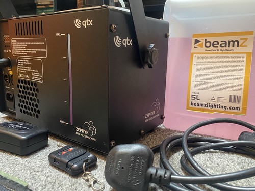Haze machine 300w - 300w, beamz