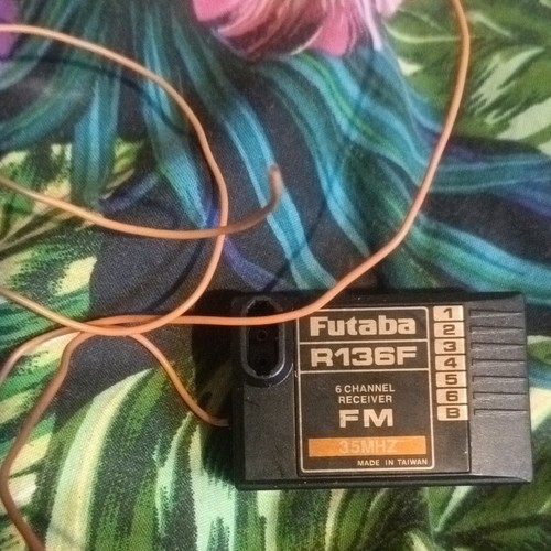 Futaba r136f 35mhz channel - r136f,