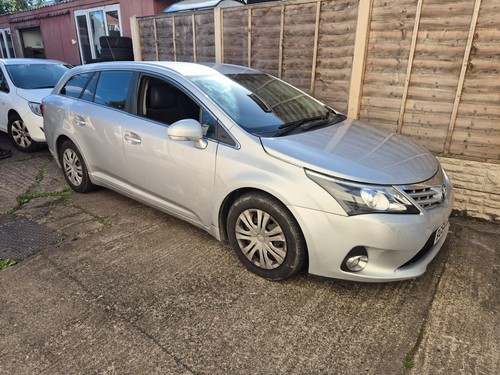 Toyota avensis estate t270 mk3 - toyota,