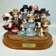 Marys Moo Moos COW-MEMORATING