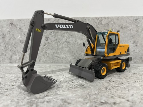 Corgi motorart volvo wheeled - -,