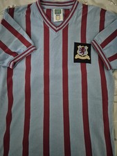 Mens Aston Villa Retro Football Shirt - Size L - Hardly Worn