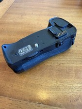 Genuine Nikon MB-D10 Battery