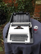 Vintage Unbranded Manual Typewriter & Case  - Spares &/Or Repairs - READ Details