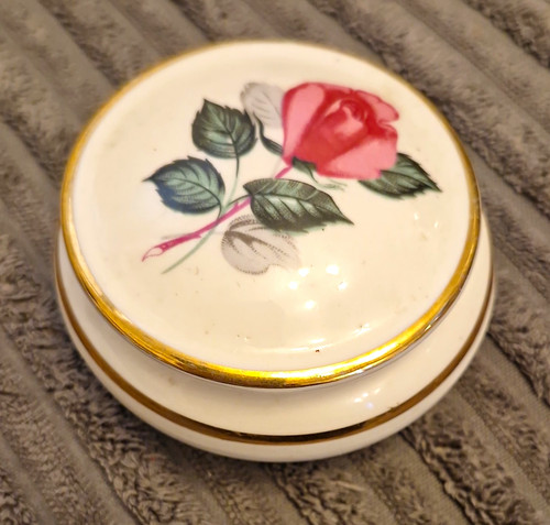 Small white porcelain - small,