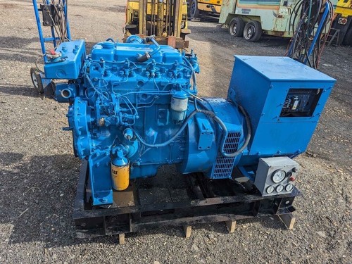 Perkins marine diesel - 45,