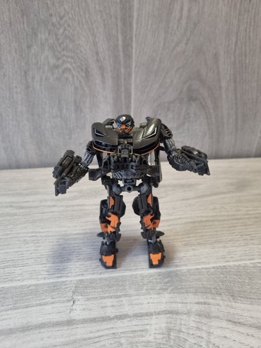 Lockdown transforming robot - lockdown,