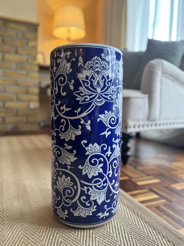Blue white traditional - &,
