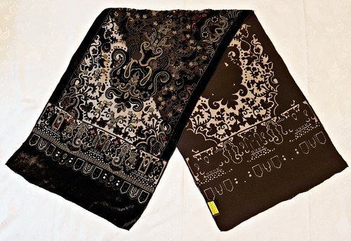 Scarf vintage authentic - vintage,