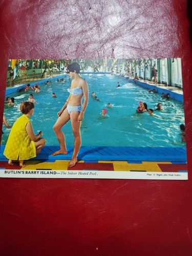 Butlins barry island postcard - butlins,
