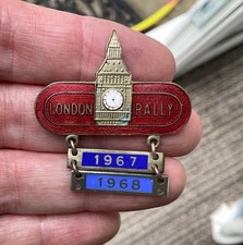 Vintage london Rally pin Badge