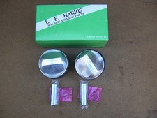 L.F.Harris Triumph 500 Unit T100/Daytona Engine Piston Set 70-6884/040 NOS