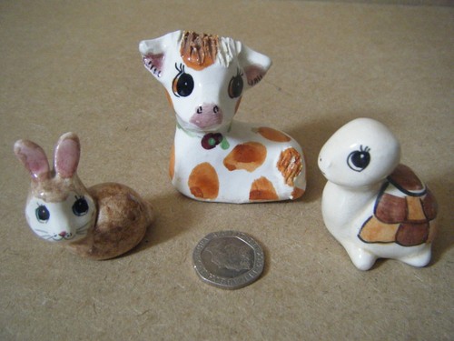 Babbacombe pottery - "3,