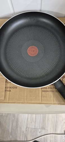 Tefal non stick frying pan - non-stick,