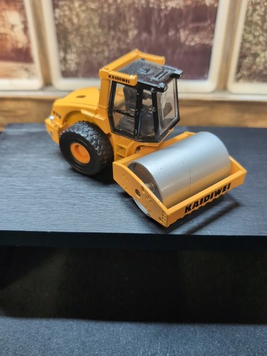 Scale diecast road - 1:50,