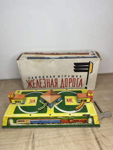 B60 vintage ussr tin - vintage,