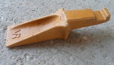 4044388 Tooth Grapple