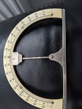 Opticians theodore hamblin