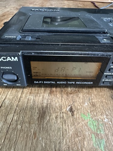 Tascam portable dat - portable,