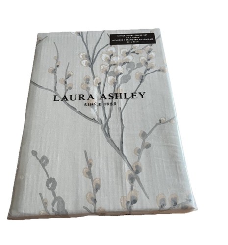 Laura ashley pussy - laura,